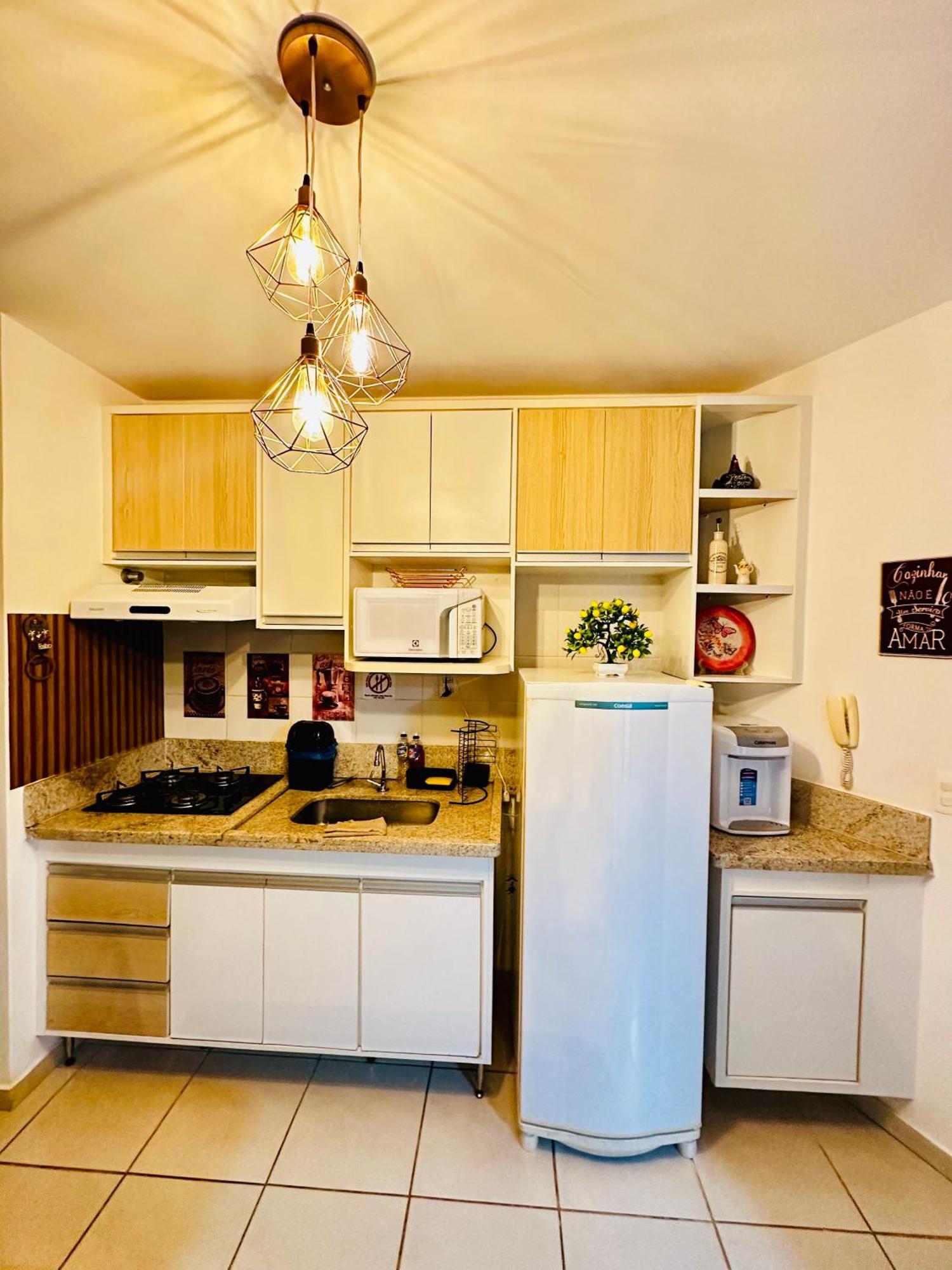 Apartamento Enseada Nautico Ap Terreo Com Churrasqueira 5 Pessoas